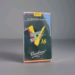 Vandoren V16 Alto Saxophone Reeds - 10 Per Box
